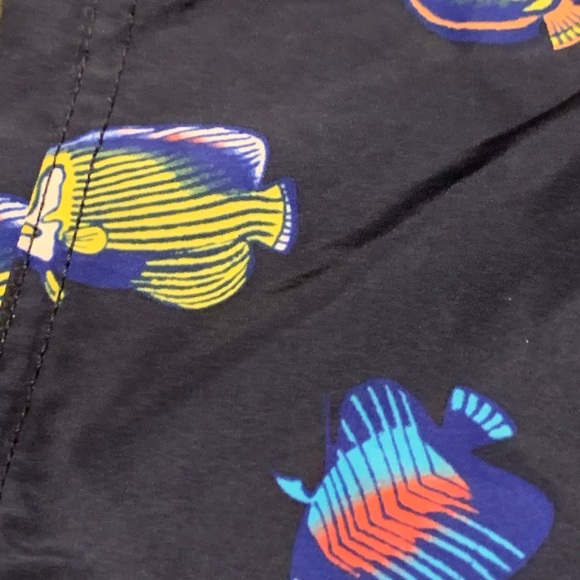 M nautica exotic fish theme novelty print swim trunks shorts. - Picture 7 of 9